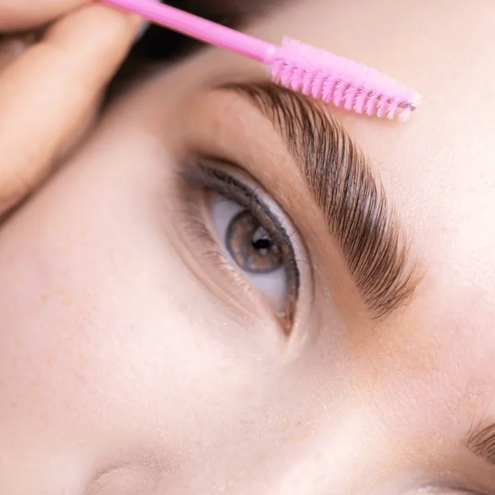 Wimpernlifting, Wimpernwelle und Brauenlifting Preise Easy Beauty Rielasingen